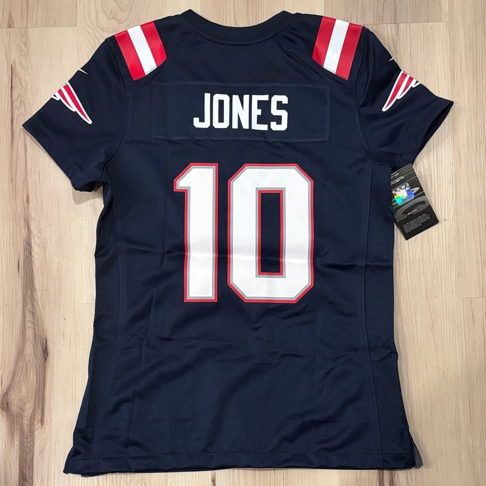 *OFFICIAL* New England Patriots Mac Jones Patriots Jersey Women’s Size S - Picture 2 of 14